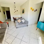 Ape Do Centro - 3 Quartos, 2 Vagas Garagem, Wi-Fi Rapido, Tela De Protecao, Cozinha Equipada, Bem Amplo Estilo Casa Perfeito Para Familias